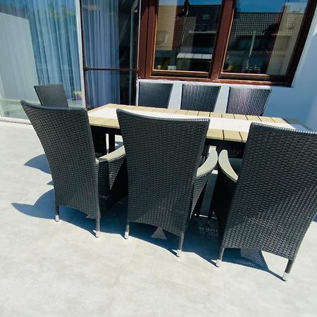 Sehr Schoenes Haus Mit Terasse Naehe Duesseldorf Appartement Krefeld Buitenkant foto