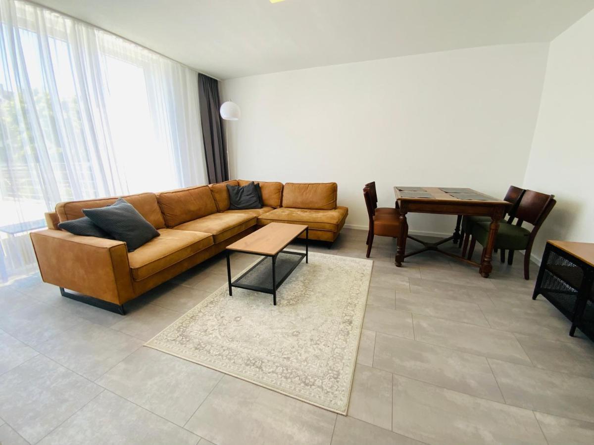 Sehr Schoenes Haus Mit Terasse Naehe Duesseldorf Appartement Krefeld Buitenkant foto