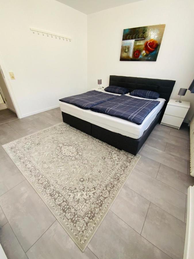 Sehr Schoenes Haus Mit Terasse Naehe Duesseldorf Appartement Krefeld Buitenkant foto