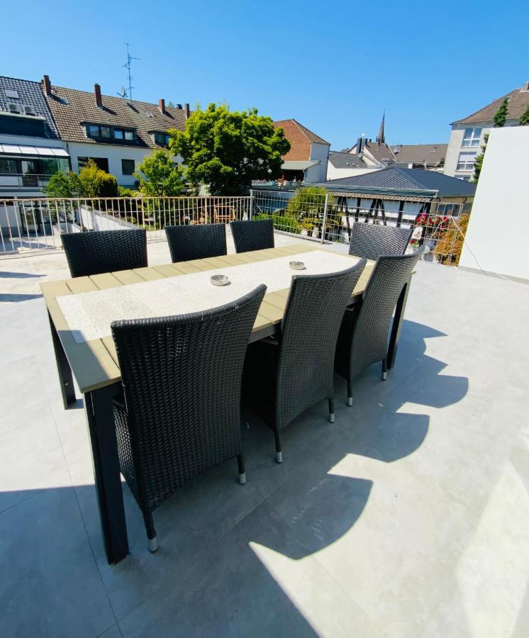 Sehr Schoenes Haus Mit Terasse Naehe Duesseldorf Appartement Krefeld Buitenkant foto