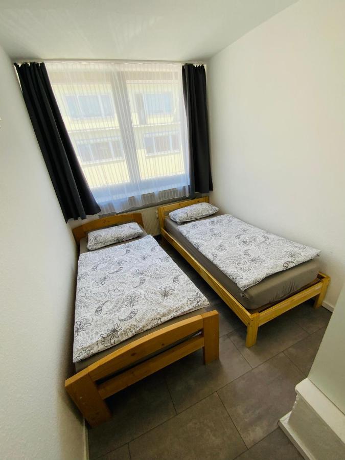 Sehr Schoenes Haus Mit Terasse Naehe Duesseldorf Appartement Krefeld Buitenkant foto